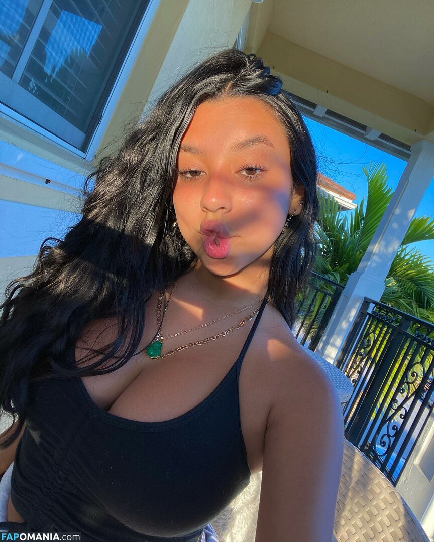 Sari Обнажённый OnlyFans  Утёкшее фото #11