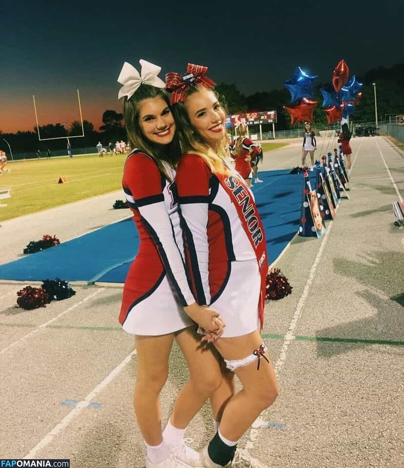 Sarina Hunt / alexandramhunt / sarinahunt / sarinahuntt Обнажённый OnlyFans  Утёкшее фото #17