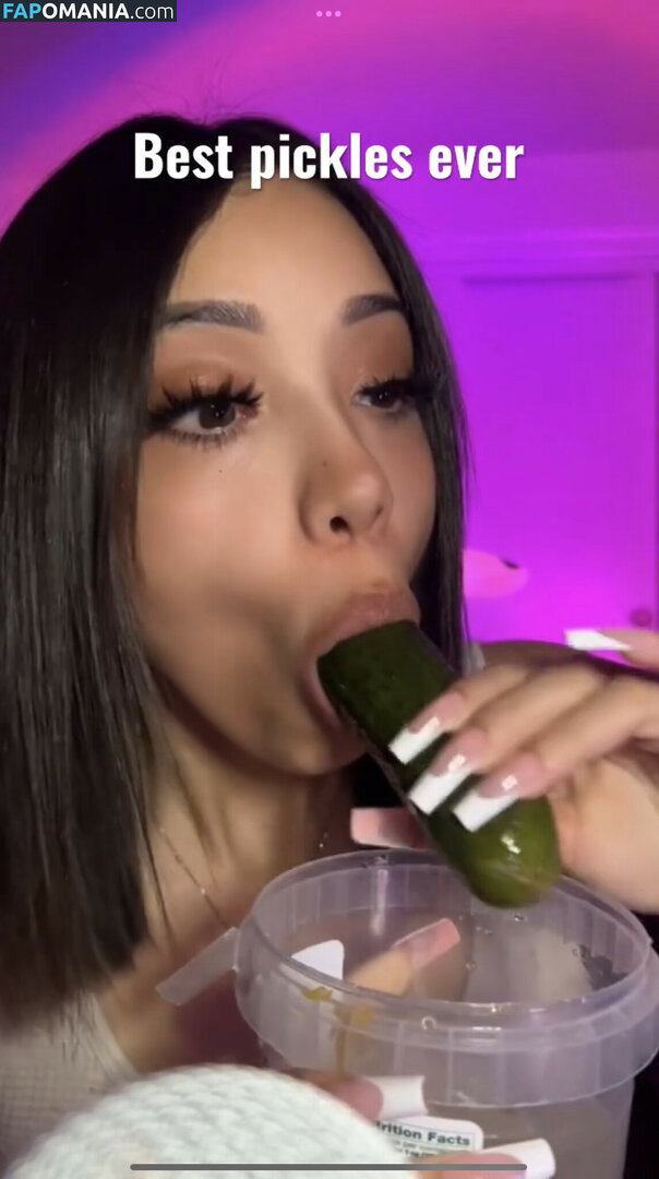 SassySounds ASMR / SassysoundsASMR / sassyselenaaaa / selenaaasasmr Обнажённый OnlyFans  Утёкшее фото #115