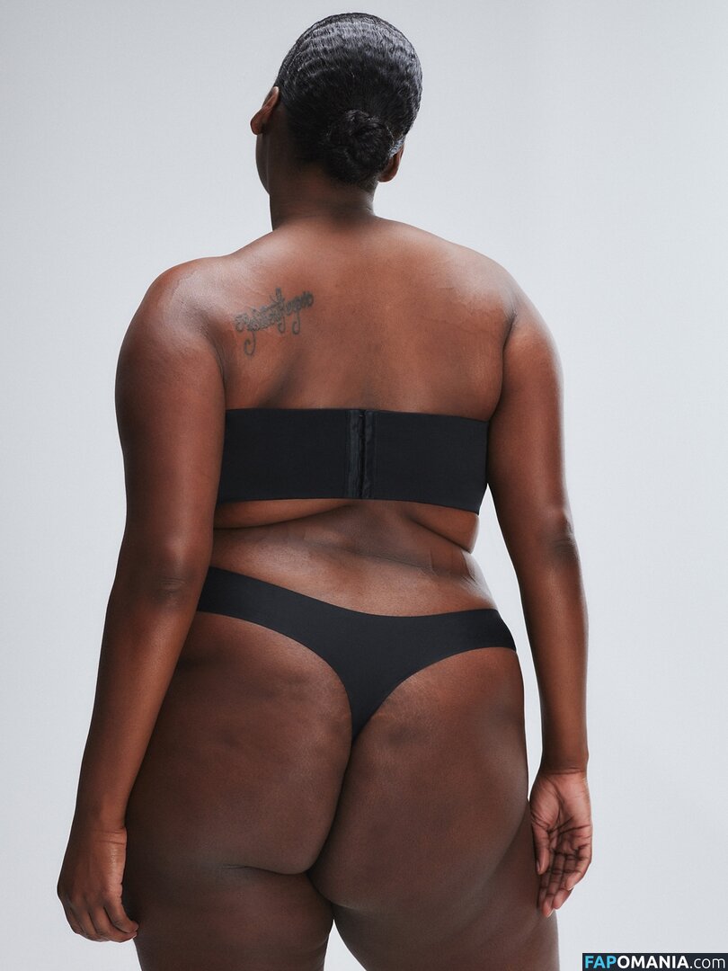 savagexfenty Обнажённый OnlyFans  Утёкшее фото #5