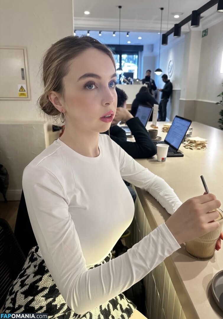 Serena Skybourne / https: / serenaskybourne Обнажённый OnlyFans  Утёкшее фото #37