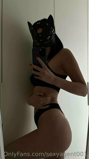 sexyagent001
