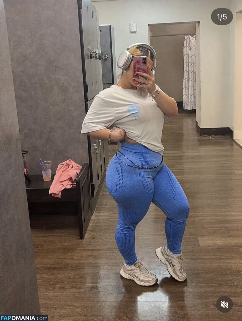 Shaecharmz / https: / sha_charmz Обнажённый OnlyFans  Утёкшее фото #1