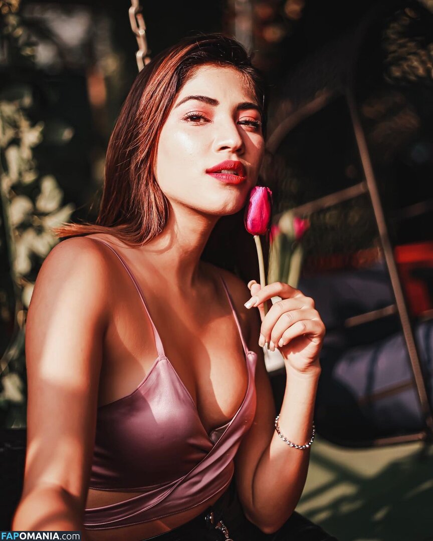 Shivani Singh / shivani.singhh Обнажённый OnlyFans  Утёкшее фото #2