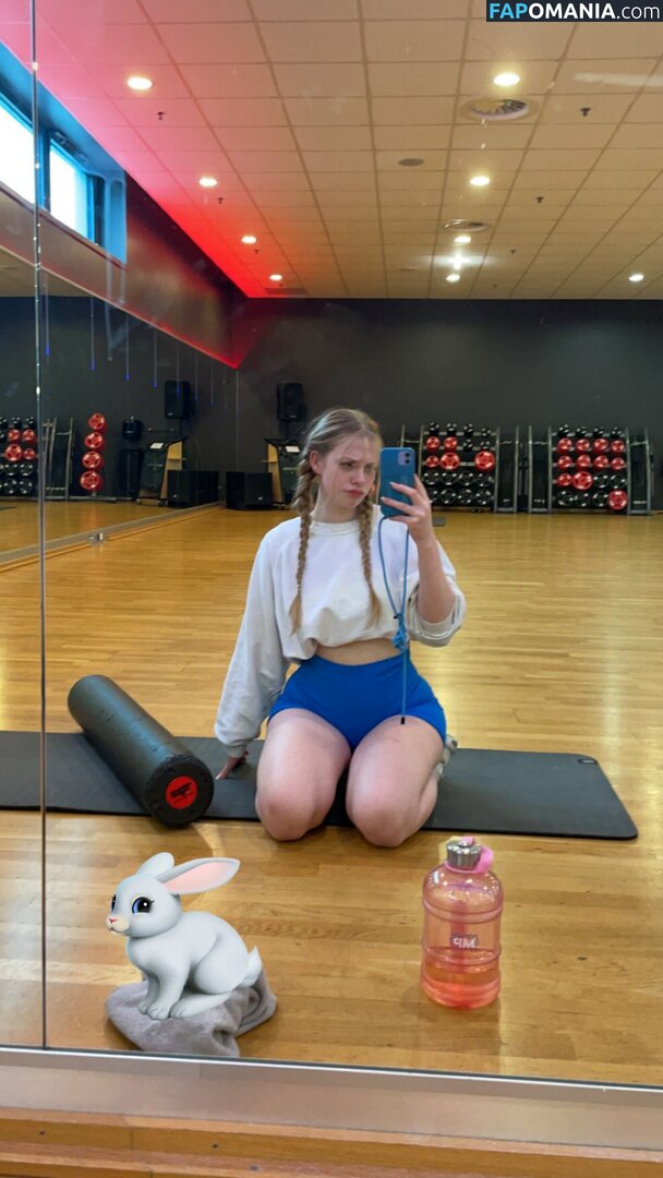 Shutupmelissa / _shutupmelissa_ / itsmelissahickey / melissa-louise / shutupmadz Обнажённый OnlyFans  Утёкшее фото #81