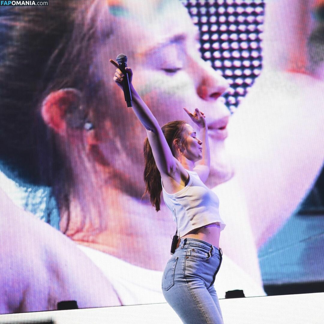 Sigrid / Sigrid Solbakk Raabe / thisissigrid Обнажённый OnlyFans  Утёкшее фото #2