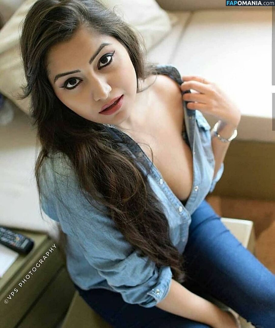 Simran Kaur Hundal Обнажённый OnlyFans  Утёкшее фото #2