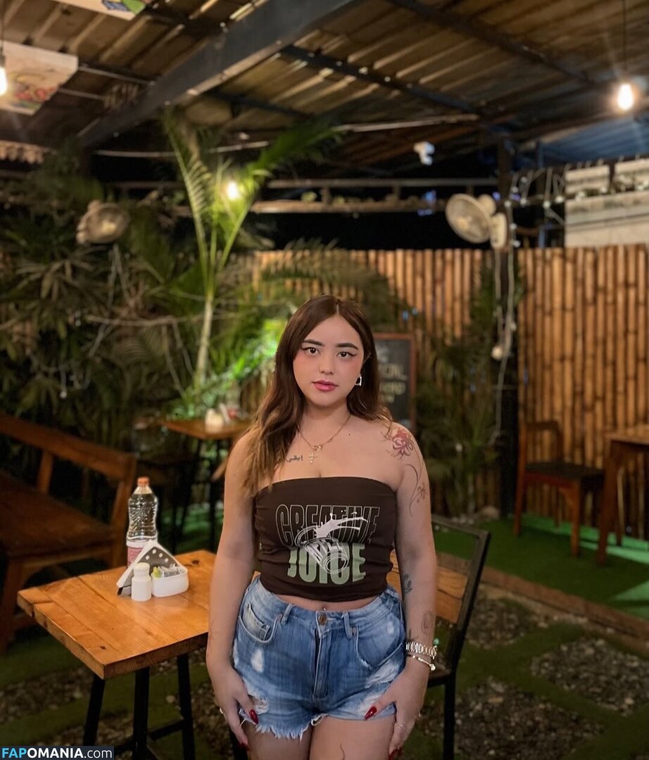 simranyonzon Обнажённый OnlyFans  Утёкшее фото #6