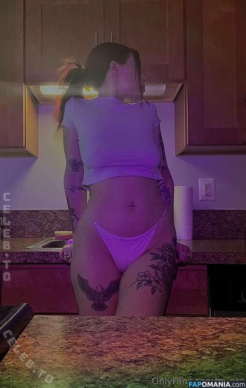 Skarletfyre Обнажённый OnlyFans  Утёкшее фото #1
