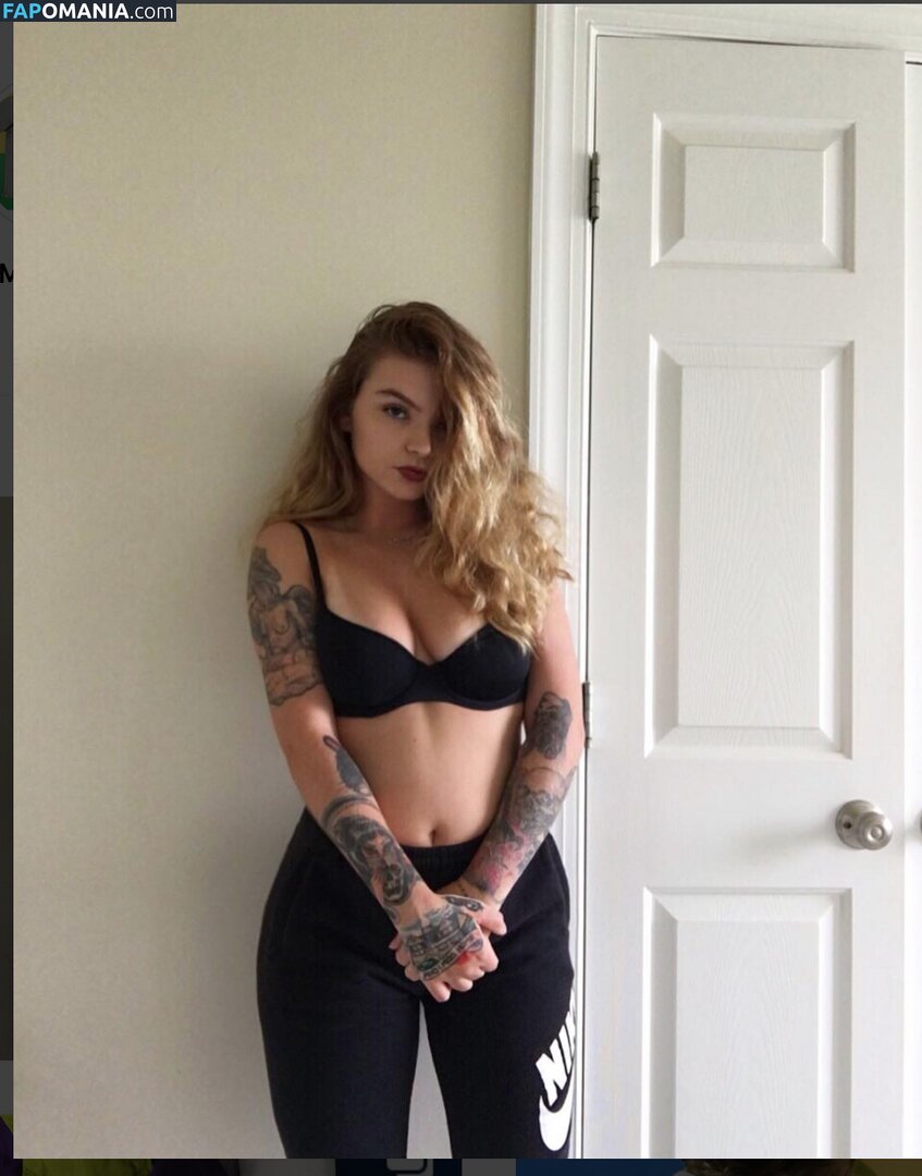 Skye Compton / kawaiiiiskyeeee / okayyverycool Обнажённый OnlyFans  Утёкшее фото #2