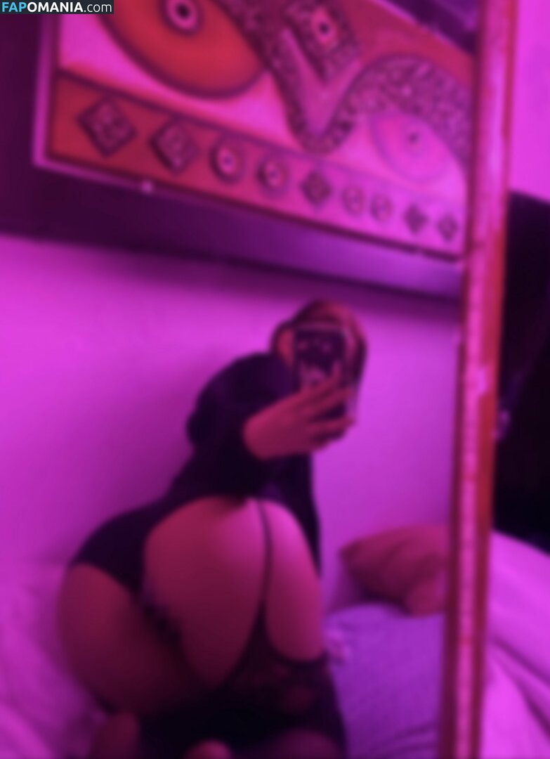 Slythub / Slythye / Vampriddle / https: Обнажённый OnlyFans  Утёкшее фото #35