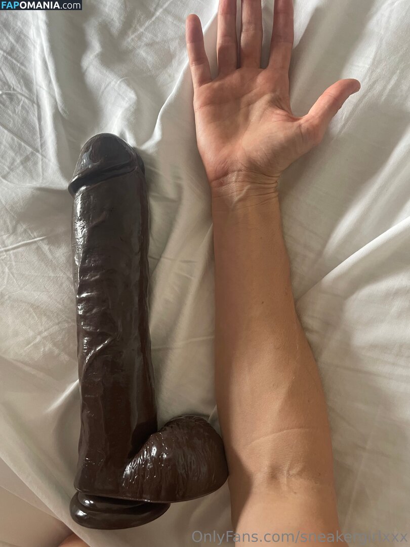 lovesneakers123_ / sneakergirlxxx Обнажённый OnlyFans  Утёкшее фото #4