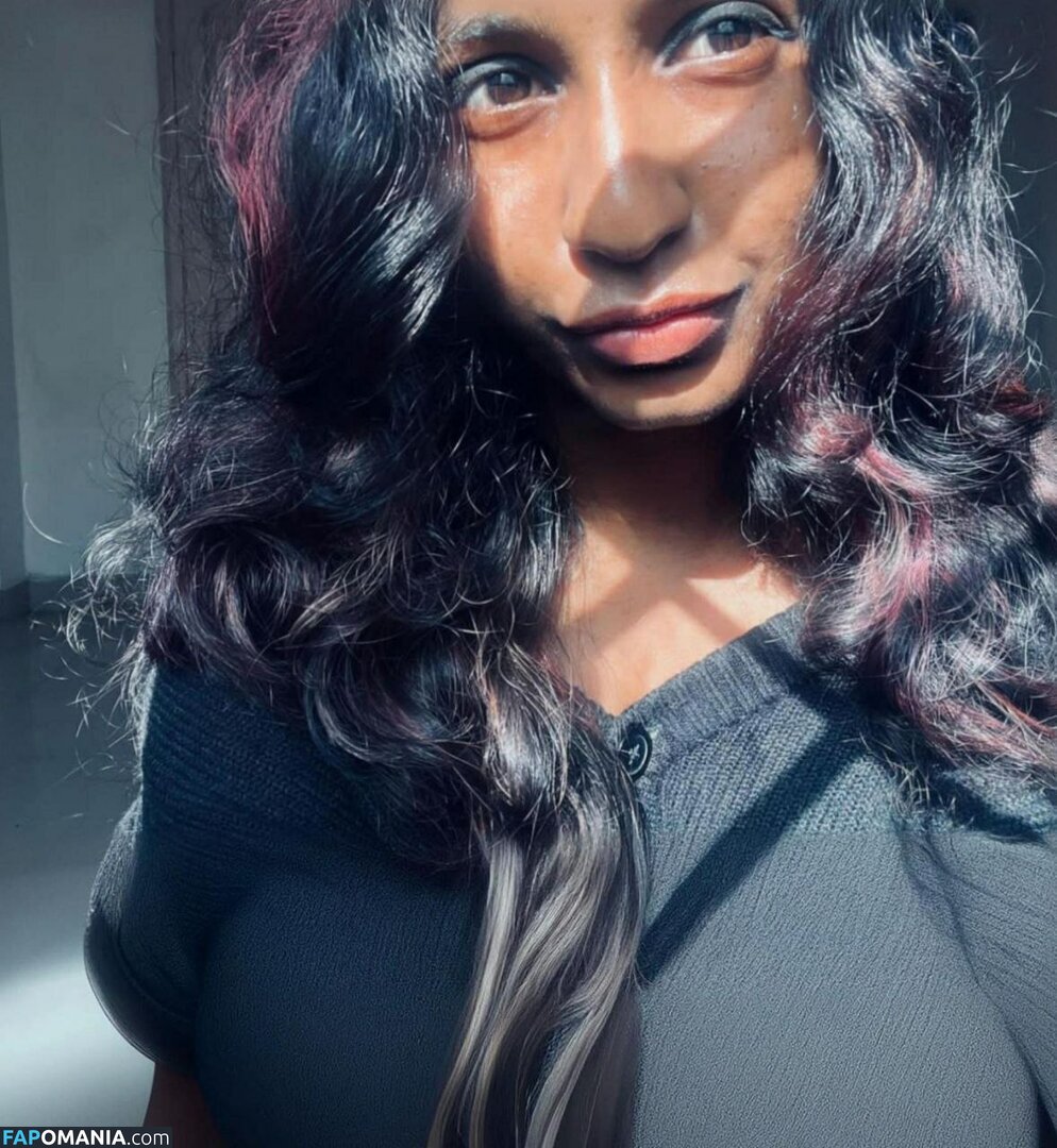 sneetha / sneetha poori Обнажённый OnlyFans  Утёкшее фото #2