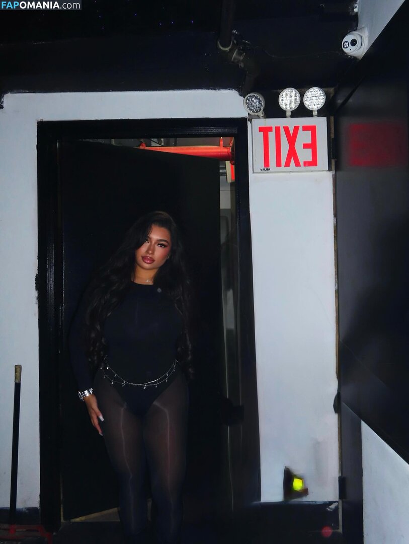 sofia.deroian / sofiaderoian Обнажённый OnlyFans  Утёкшее фото #13