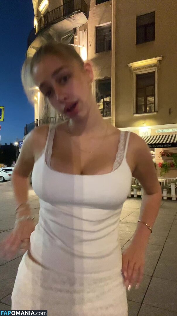 https: / sofyaplotnikova / xsofya_x Обнажённый OnlyFans  Утёкшее фото #2