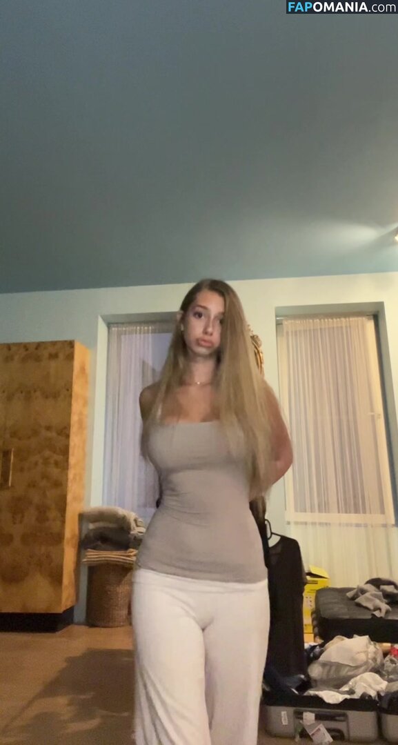 https: / sofyaplotnikova / xsofya_x Обнажённый OnlyFans  Утёкшее фото #3
