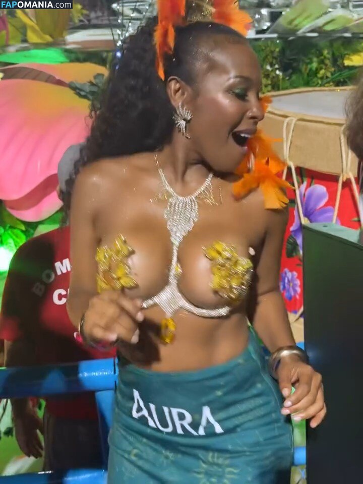 BBB 4 / Solange Vega / https: / solvegaoficial Обнажённый OnlyFans  Утёкшее фото #9