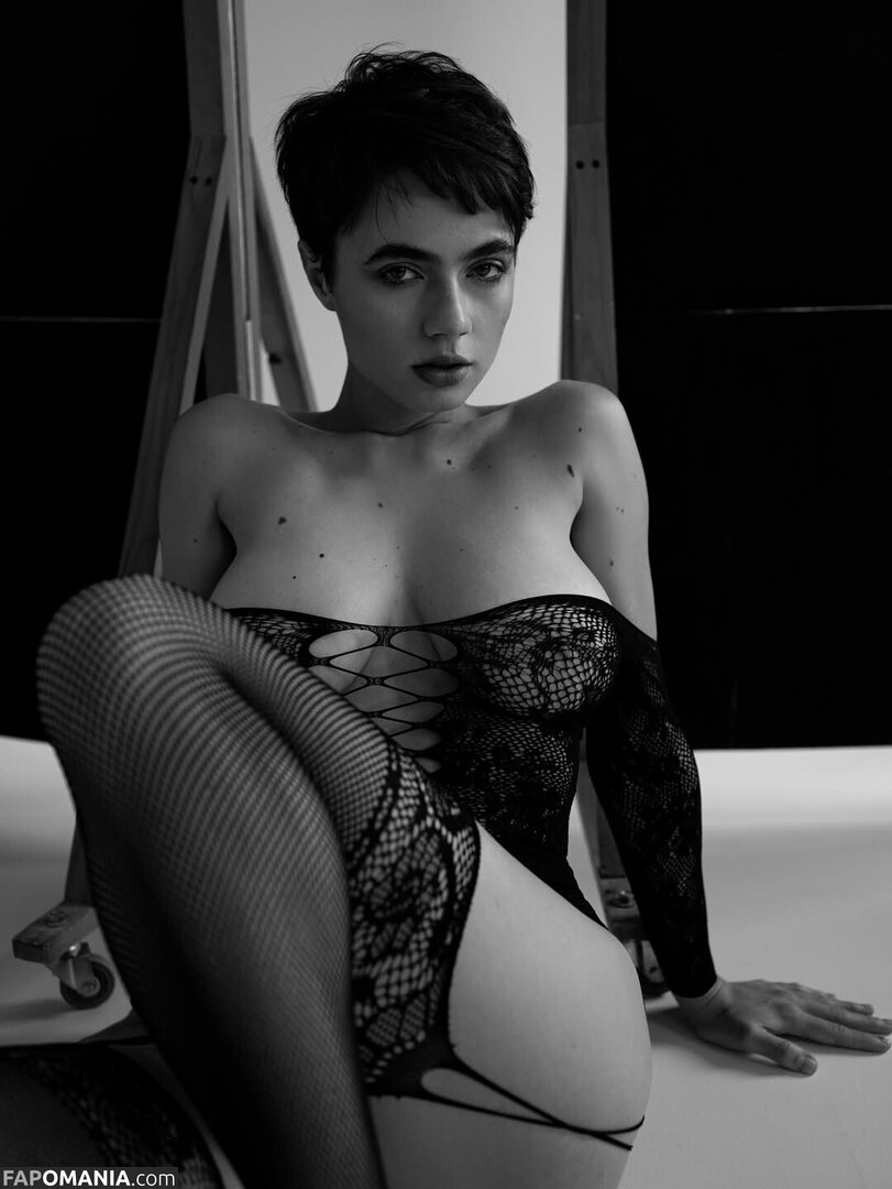 Solomia Maievska / Solomia_Maievska / miamaievska Обнажённый OnlyFans  Утёкшее фото #135