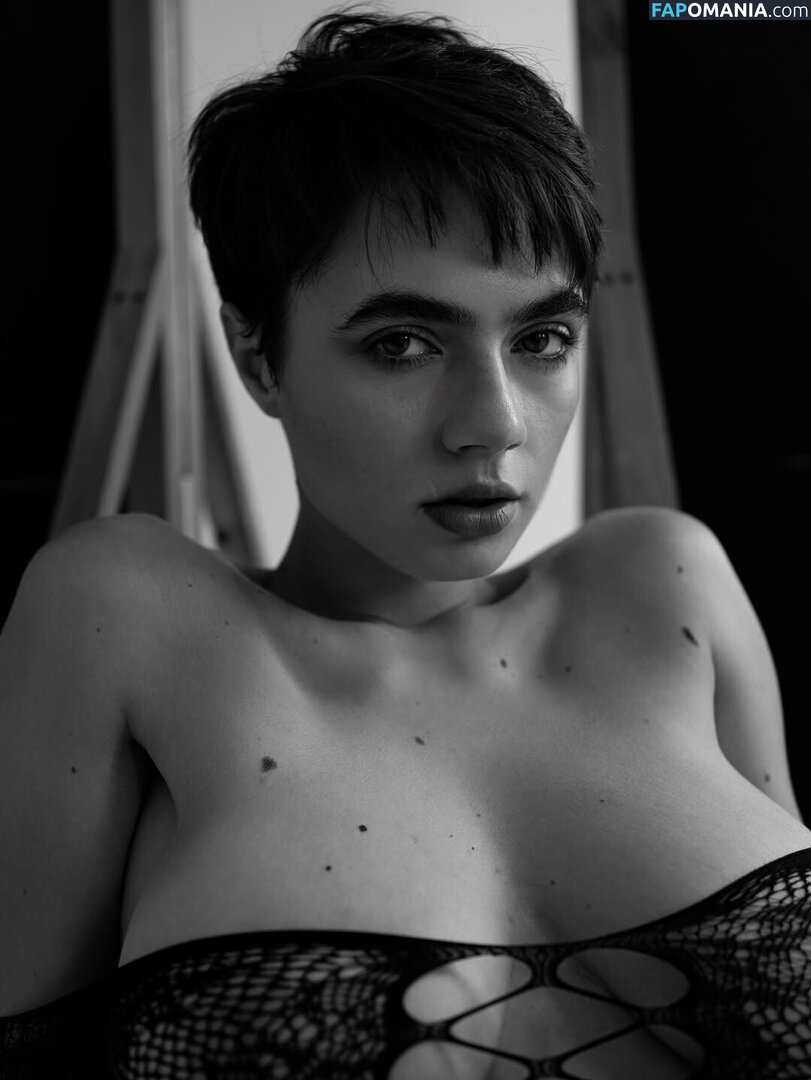 Solomia Maievska / Solomia_Maievska / miamaievska Обнажённый OnlyFans  Утёкшее фото #137
