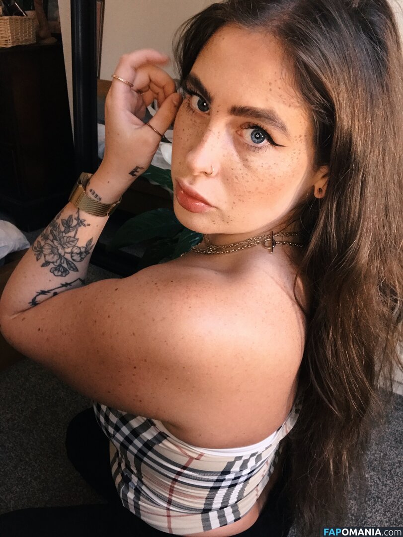 motherr_gucci / somethinginconspicuous Обнажённый OnlyFans  Утёкшее фото #5