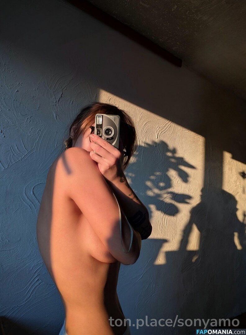 SonyaMO / sonyamoanddough Обнажённый OnlyFans  Утёкшее фото #9