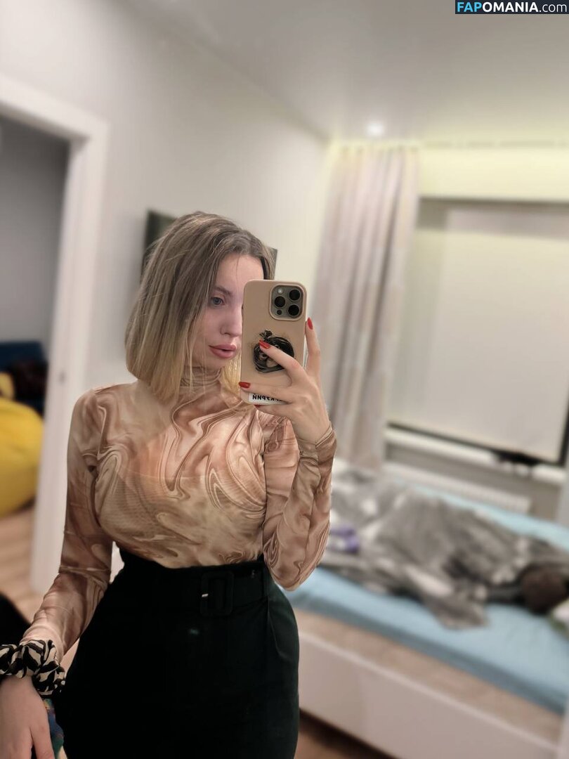 Sophia Volzhenskaia / sophia.volzhenskaia / volzhenskaia Обнажённый OnlyFans  Утёкшее фото #95
