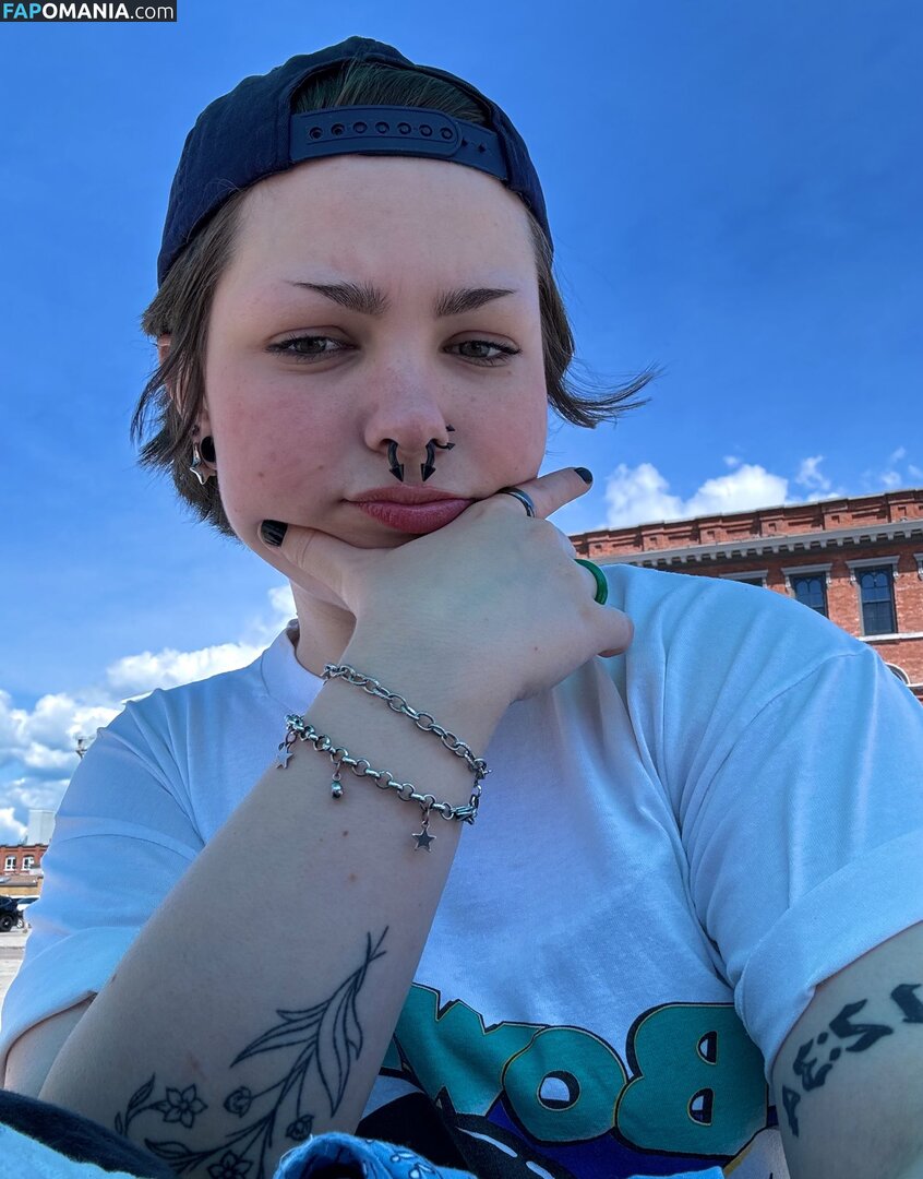 baby.spinach__ / lilbabyspinach / spinachbabie Обнажённый OnlyFans  Утёкшее фото #1