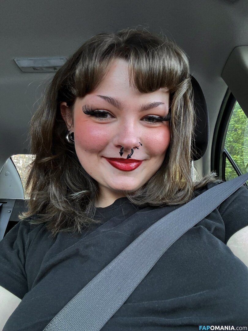 baby.spinach__ / lilbabyspinach / spinachbabie Обнажённый OnlyFans  Утёкшее фото #2