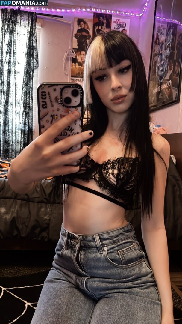 spookypumpkinn / spookypumpkinn_ / spookyycass Обнажённый OnlyFans  Утёкшее фото #2