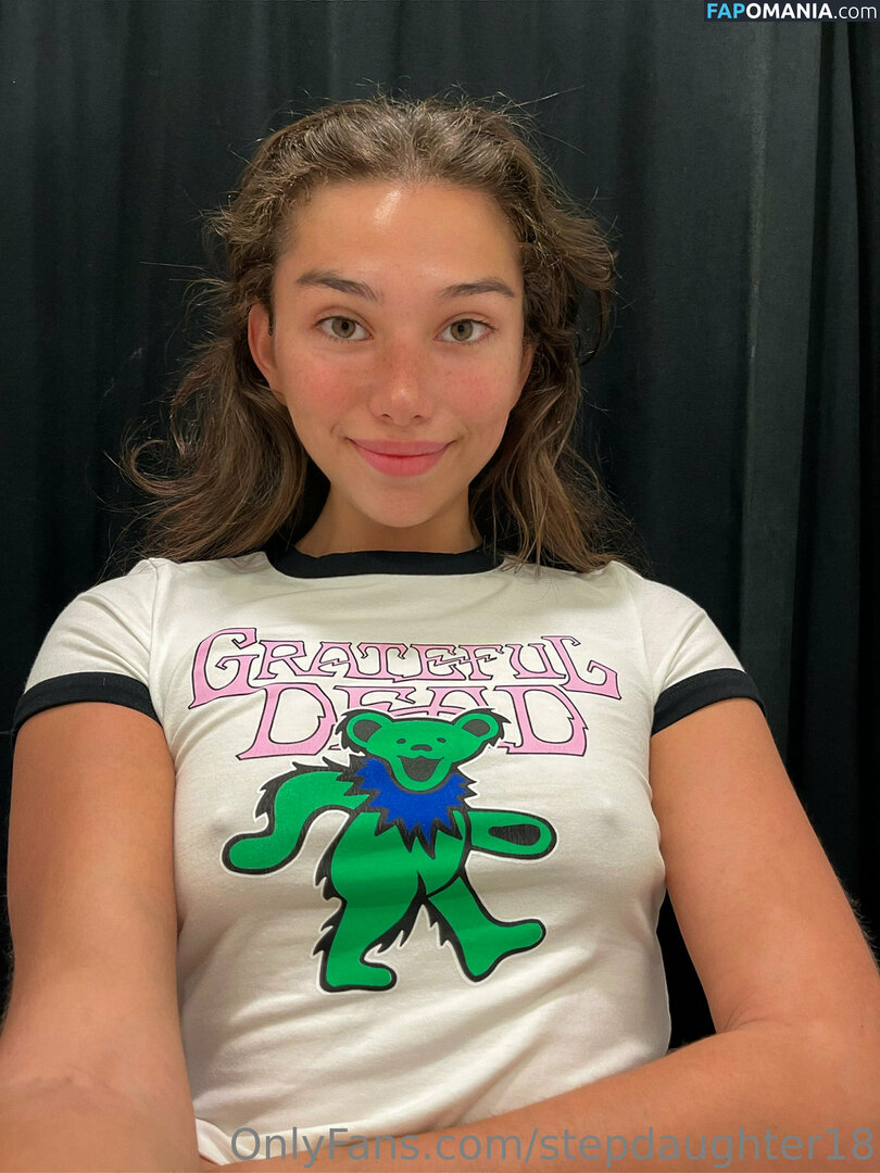 brianmcc23 / stepdaughter18 Обнажённый OnlyFans  Утёкшее фото #19
