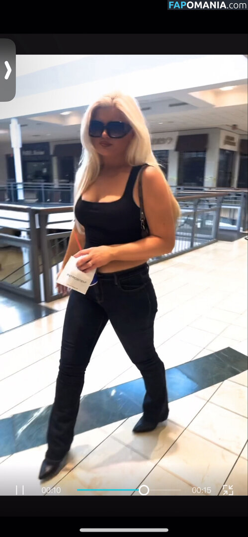 Carmen Lately / Stephanie Sampson / Stephy Vlogs / carmenlattemua / stephycarmen Обнажённый OnlyFans  Утёкшее фото #25