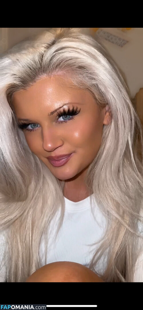 Carmen Lately / Stephanie Sampson / Stephy Vlogs / carmenlattemua / stephycarmen Обнажённый OnlyFans  Утёкшее фото #37