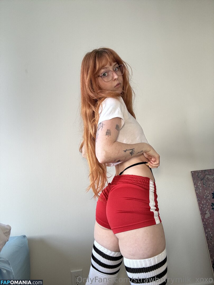StrawbMilk_xoxo / strawberrymilk__xoxo / strawberrymilk_xoxo Обнажённый OnlyFans  Утёкшее фото #19