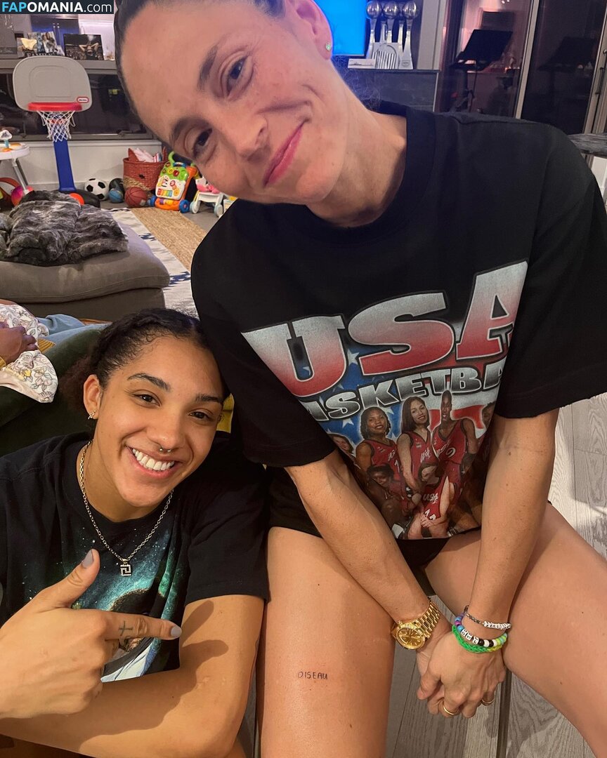 Sue Bird / WNBA Player / https: / s10bird / sbird10 Обнажённый OnlyFans  Утёкшее фото #2