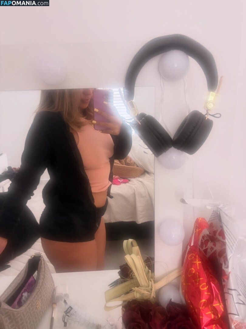 a.mariee28 / https: / sukiwithagoodcoochie Обнажённый OnlyFans  Утёкшее фото #15