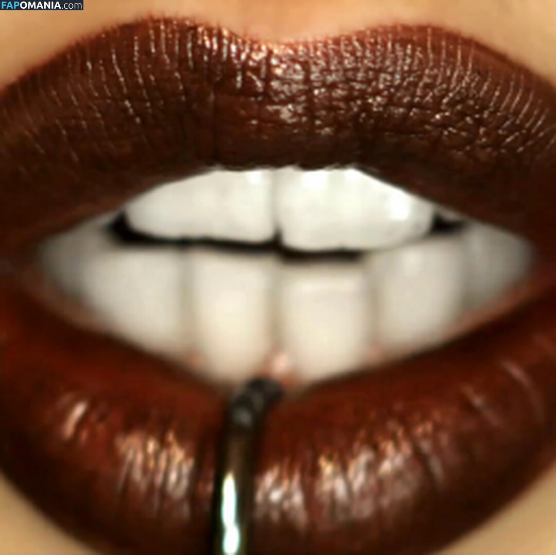 Summer Brielle / summerbrielleoffcial Обнажённый OnlyFans  Утёкшее фото #1