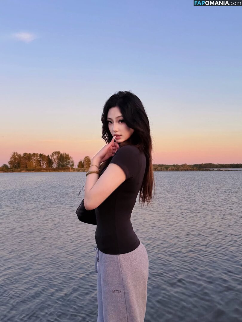 Susansunn / https: / susan_sun17 Обнажённый OnlyFans  Утёкшее фото #9