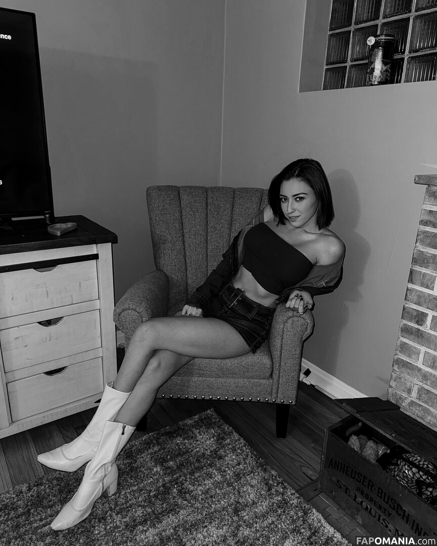 Sarah Ray / Sweet N Sarah / https: / sweetnsarahh Обнажённый OnlyFans  Утёкшее фото #5