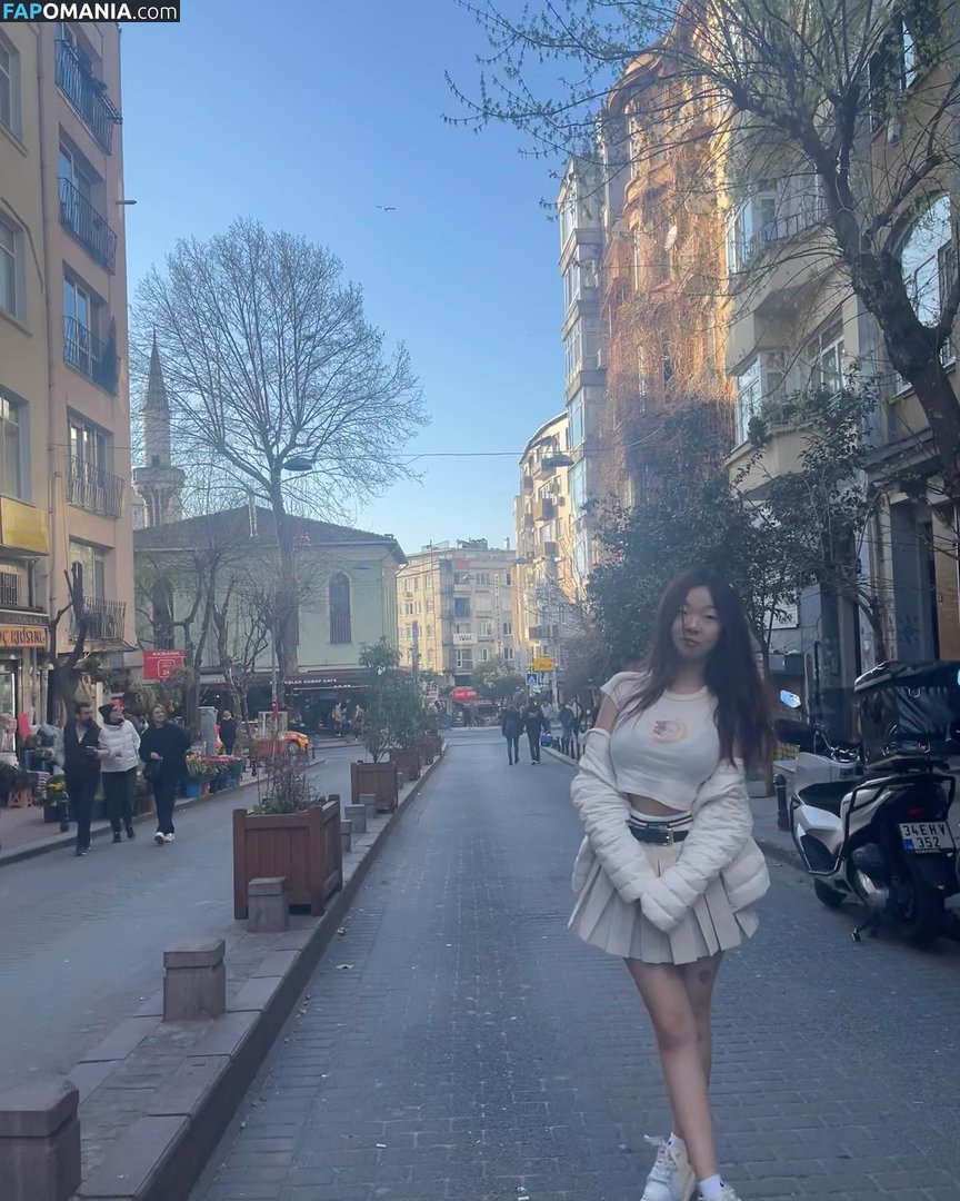 aeqtian03 / babygirlprincesss1 / juicybabygrl / sweetasianchick03 Обнажённый OnlyFans  Утёкшее фото #1