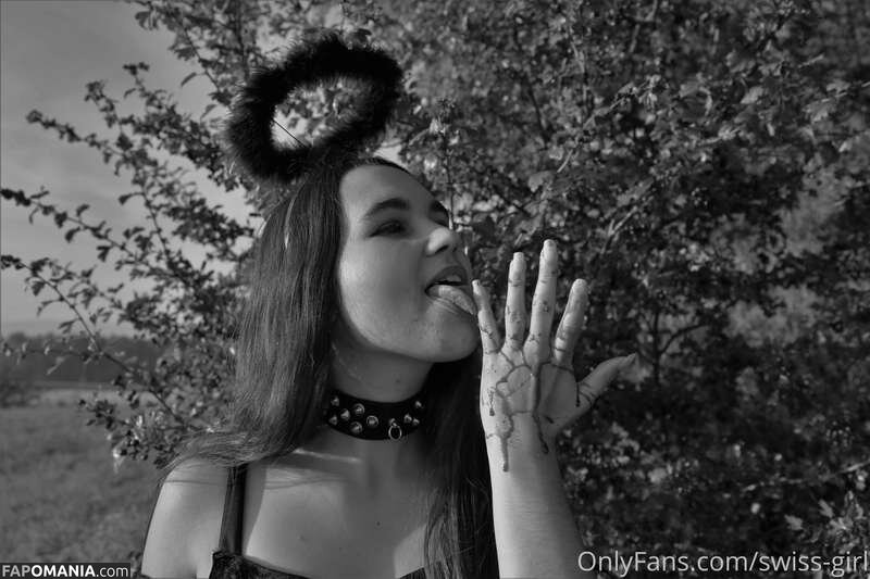 Swiss-Girl / https: / swiss-girl-vip / swissgirlvanessa Обнажённый OnlyFans  Утёкшее фото #20