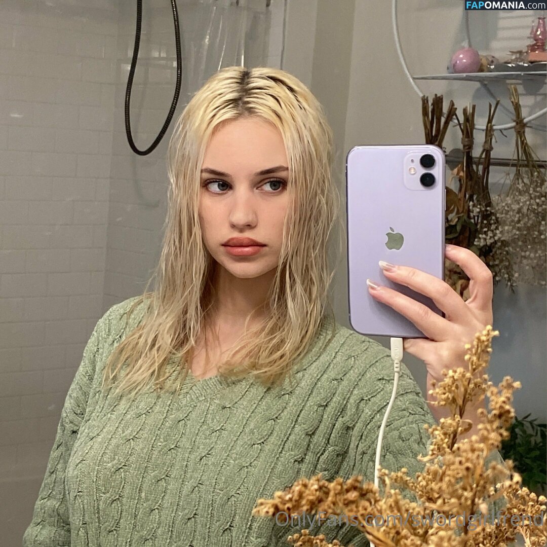 Swordgirlfriend / b.r.e.y / swordgirlfrend Обнажённый OnlyFans  Утёкшее фото #55