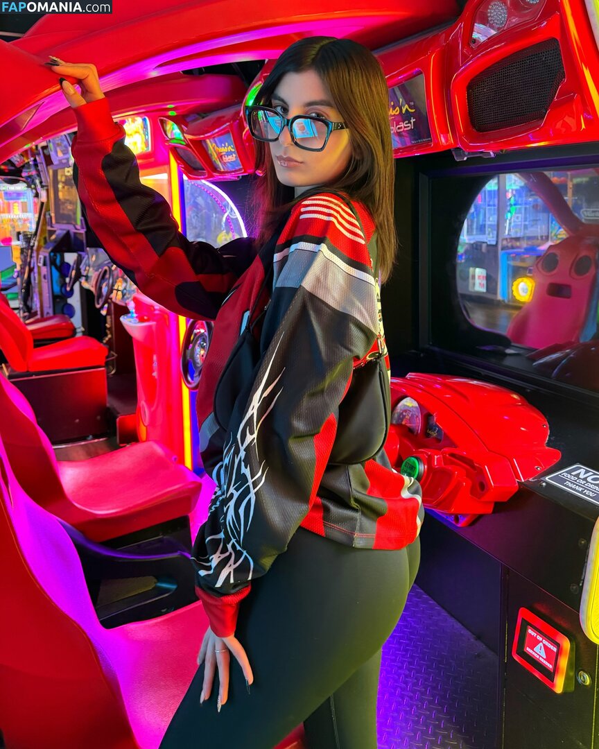 Taba Ardestani / taba_ardestani / tabaardestani Обнажённый OnlyFans  Утёкшее фото #4