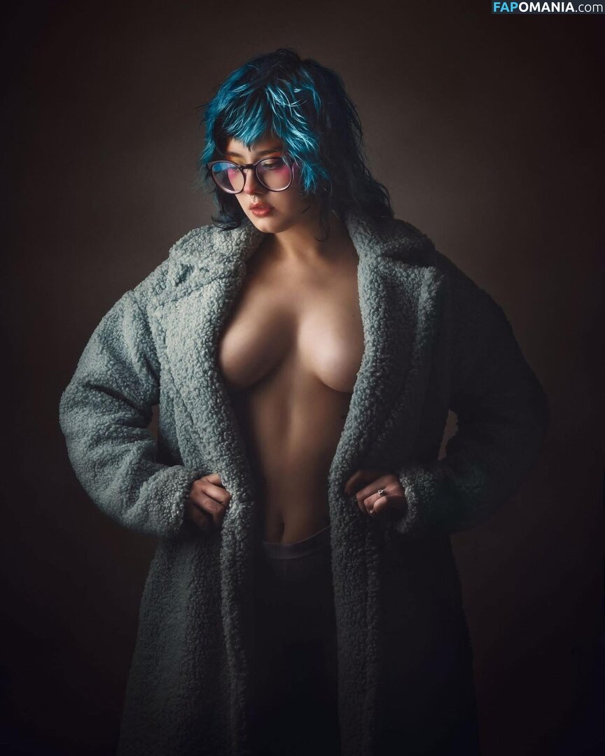 Bludegar / Tabatha Pacer / tabathapacer Обнажённый OnlyFans  Утёкшее фото #5