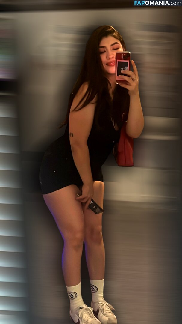 takelilahmae Обнажённый OnlyFans  Утёкшее фото #1