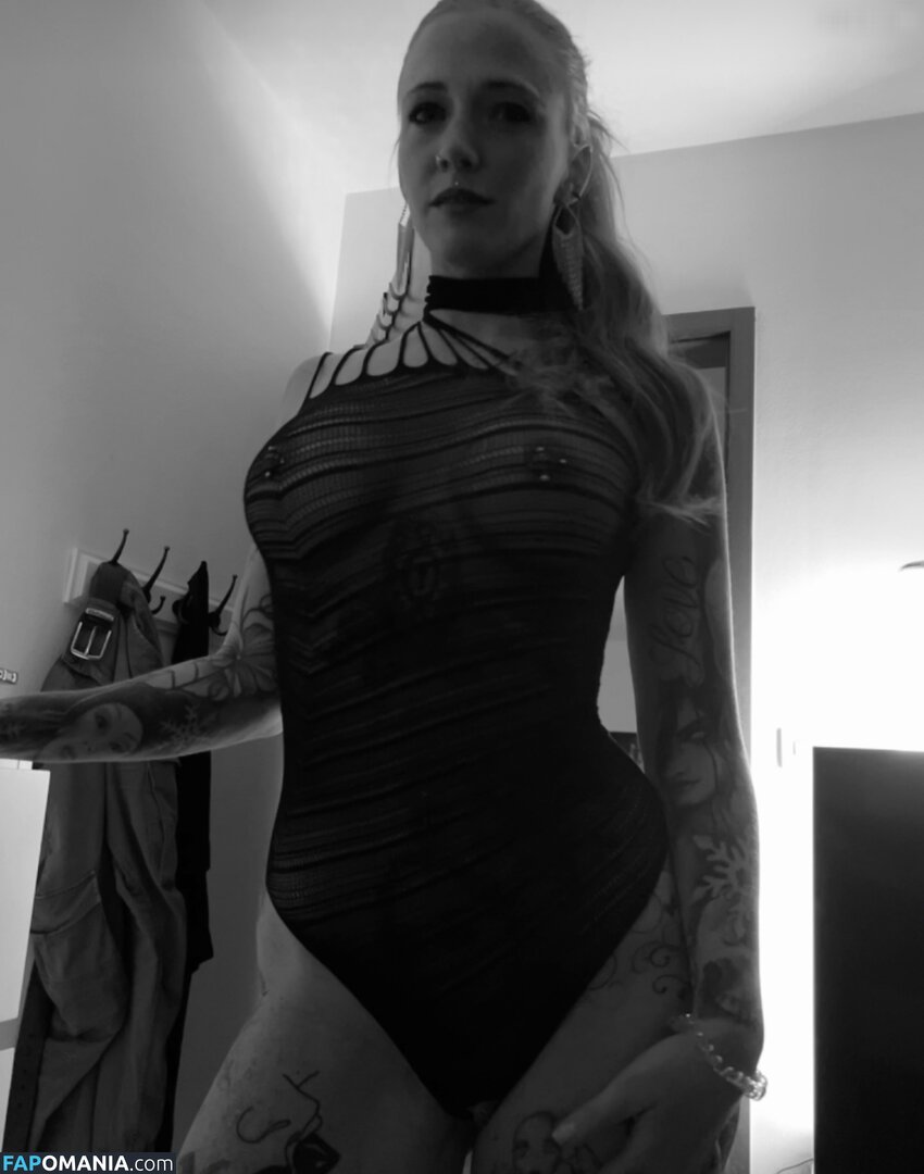 Tanja Gaida / gaidatanja Обнажённый OnlyFans  Утёкшее фото #127