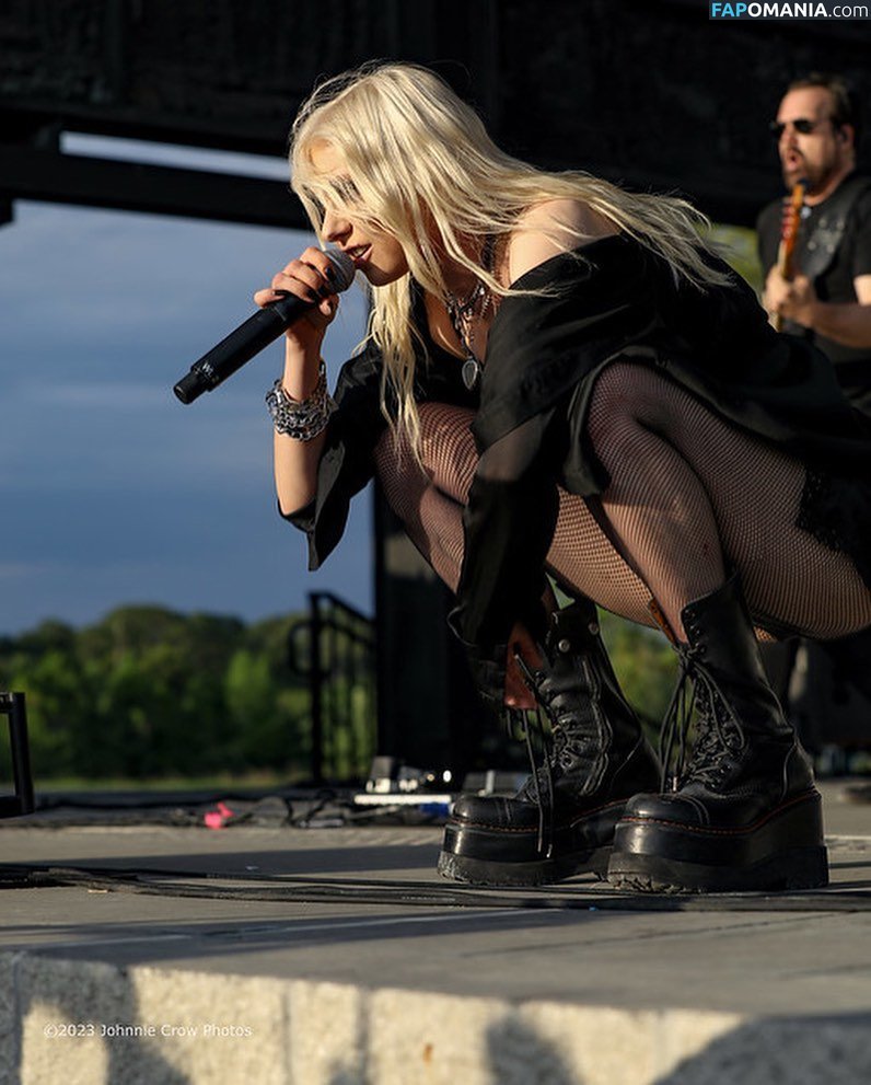 Taylor Momsen / aryelsoul / taylormomsen Обнажённый OnlyFans  Утёкшее фото #32