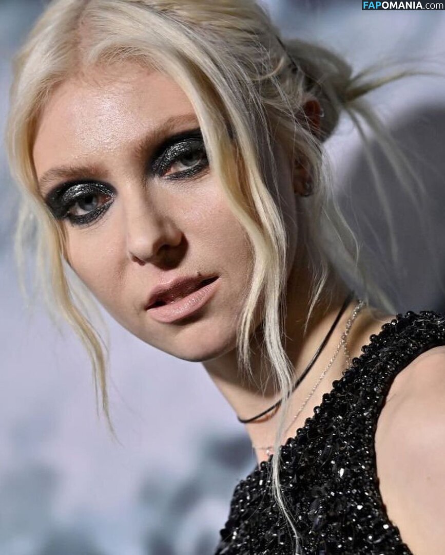 Taylor Momsen / aryelsoul / taylormomsen Обнажённый OnlyFans  Утёкшее фото #709