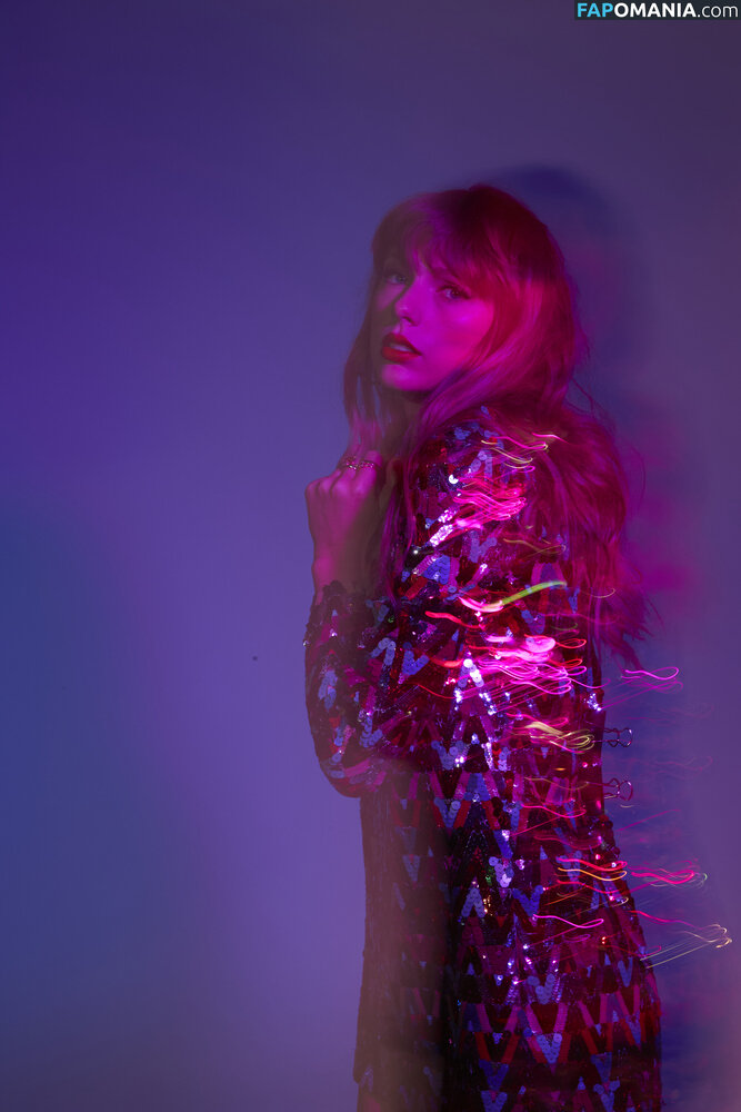 Taylor Swift / taylorswift / taylorswift13 Обнажённый OnlyFans  Утёкшее фото #136