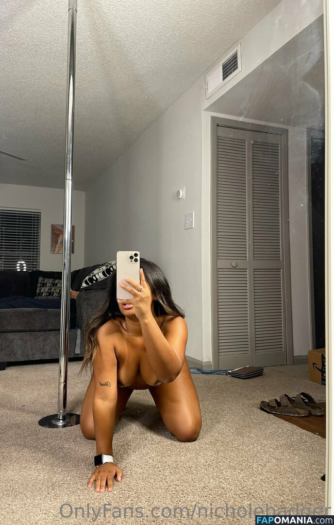 nicholebadger / taylor2music / taylor_bootsma / taylorxtaylor Обнажённый OnlyFans  Утёкшее фото #12