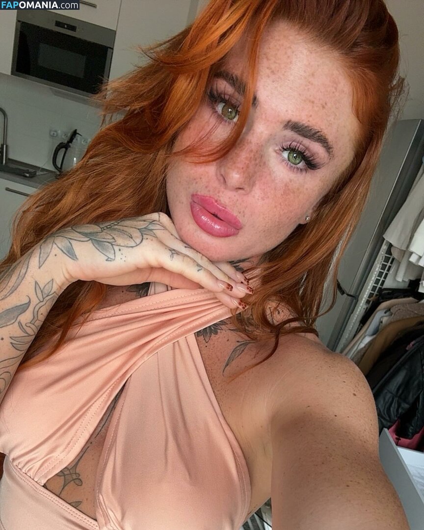 mariafoxieskye / tereza_osladilova / terezkafoxiee Обнажённый OnlyFans  Утёкшее фото #7